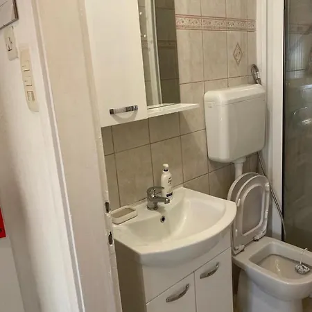 Domuskova Appartement Podstrana Buitenkant foto