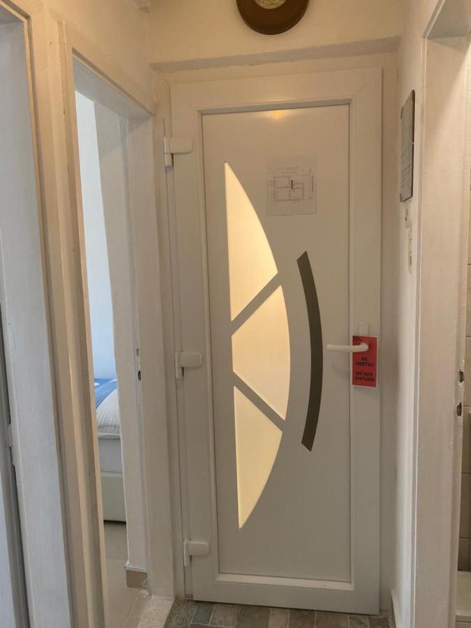 Domuskova Appartement Podstrana