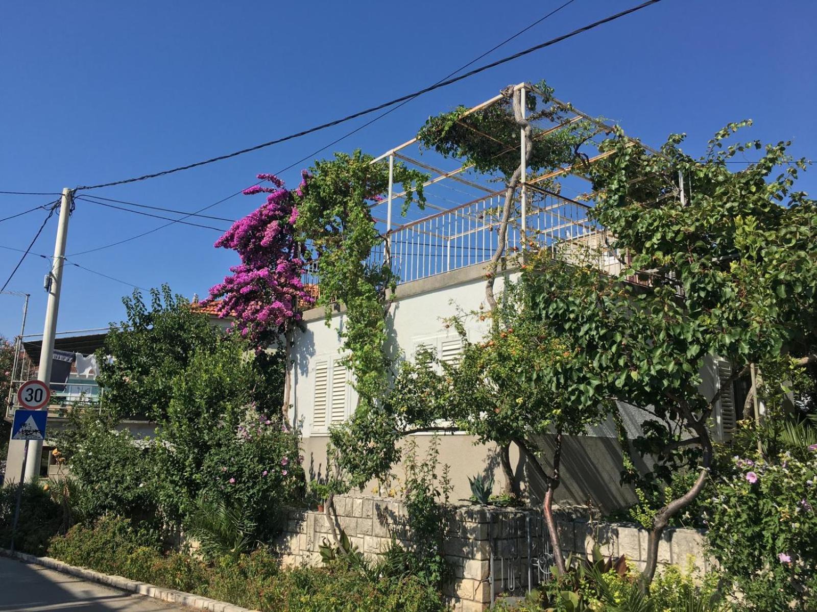 Domuskova Appartement Podstrana
